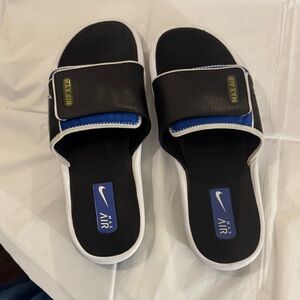 2000s RARE Nike AIR MAX MORAY SLIDES Black and Blue Air Slide Sandals